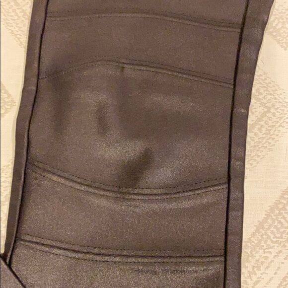 Koral Lead Moto High Rise Infinity Leggings - Multiple Sizes - Picture 2 of 8